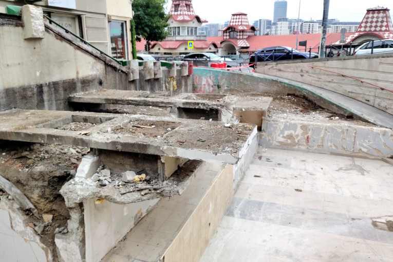 Pitali smo Beograđane o rušenju rugla Beograda! Odzvonilo decenijskoj divljoj gradnji na Zelenom vencu (FOTO/VIDEO)