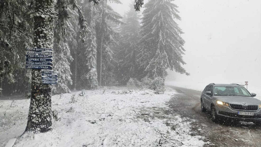 Snežna idila: Sneg prekrio i Zlatar (FOTO)