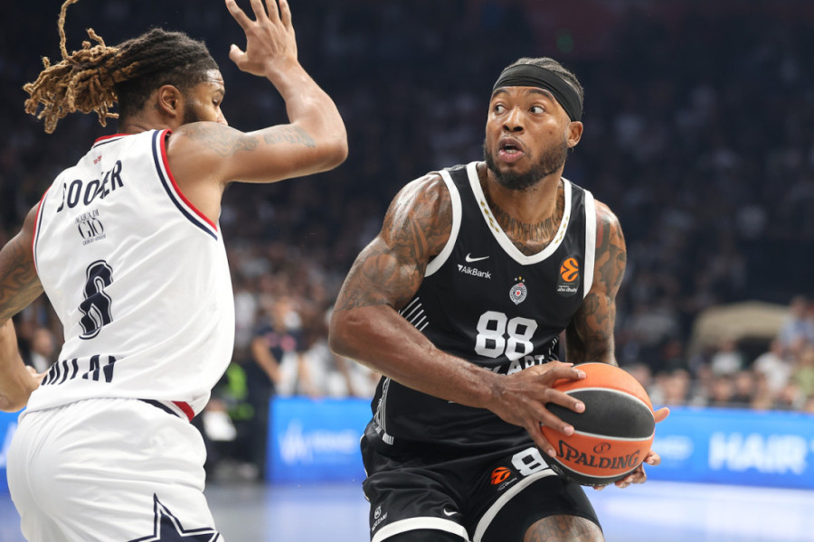 Partizan u drami srušio Milano! Valjak mleo pa strepeo - Gudurić promašio šut za pobedu!