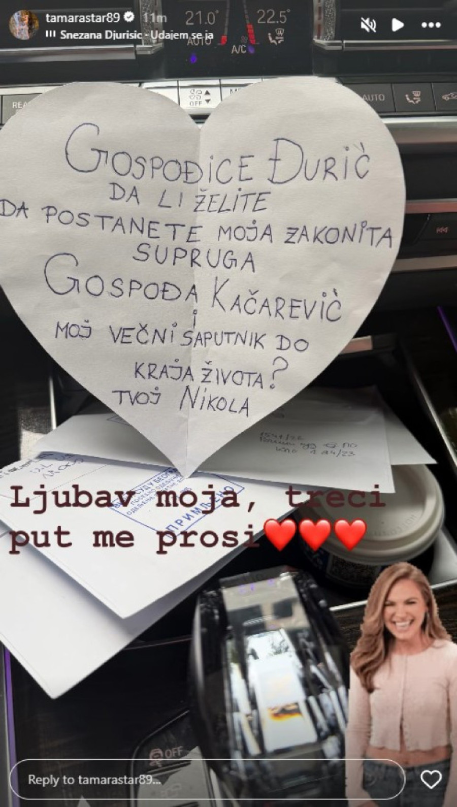 Ne odustaje ni iza rešetaka: Bivši muž treći put zaprosio starletu Tamaru Đurić! (FOTO)