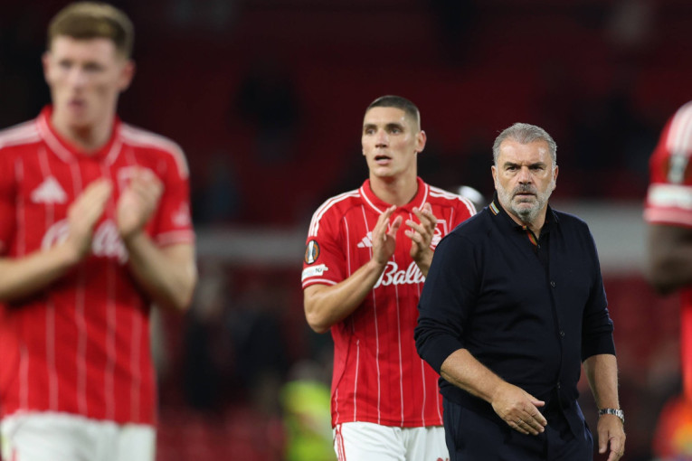 Notingem Forest se bukvalno raspada: Postekoglu pred otkazom, zamena je već spremna!