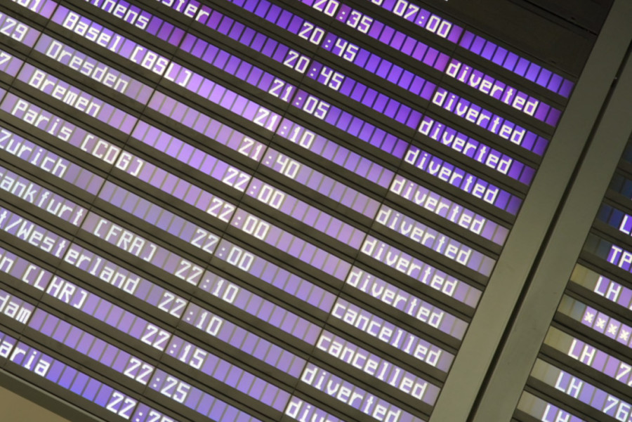 Aerodrom u Minhenu i dalje blokiran zbog dronova: Zaglavljeno 6.500 putnika!