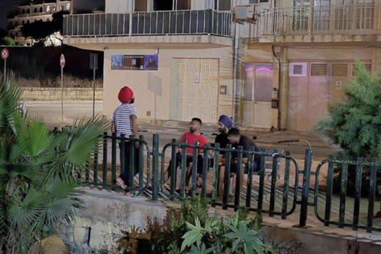 Haos u Evropi! Pokrenuta istraga zbog tvrdnji da Indijci jedu mačke i patke