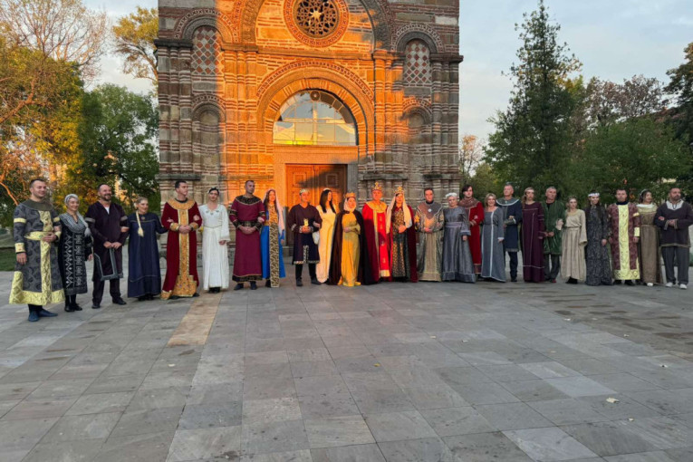 Fondacija "Za srpski narod i državu" podržala manifestaciju "Pod nebom Lazarevog grada" posvećenu kneginji Milici!