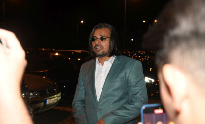 Bora Santana poljubio Uroša Stanića? Isplivao snimak (VIDEO)