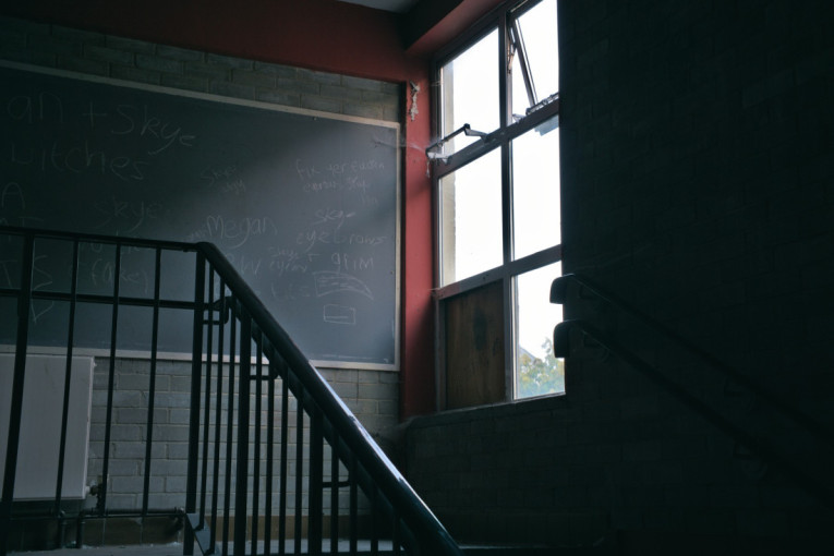 Haos u Slavoniji: Direktor škole seksualno uznemiravao maloletnu učenicu