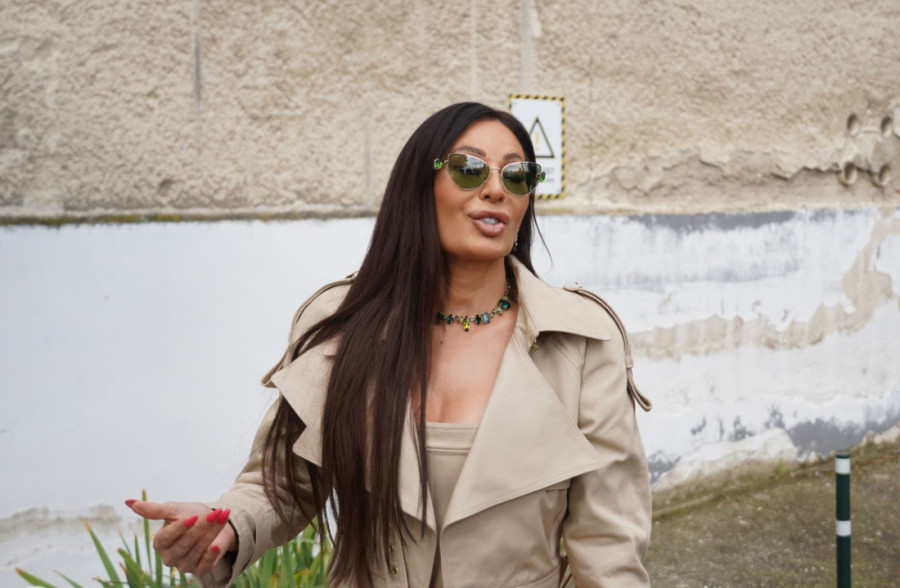 Ceca otvoreno o Veljkovom odlasku iz Srbije: Tek da čujete kako priča o karijeri ćerke Anastasije!