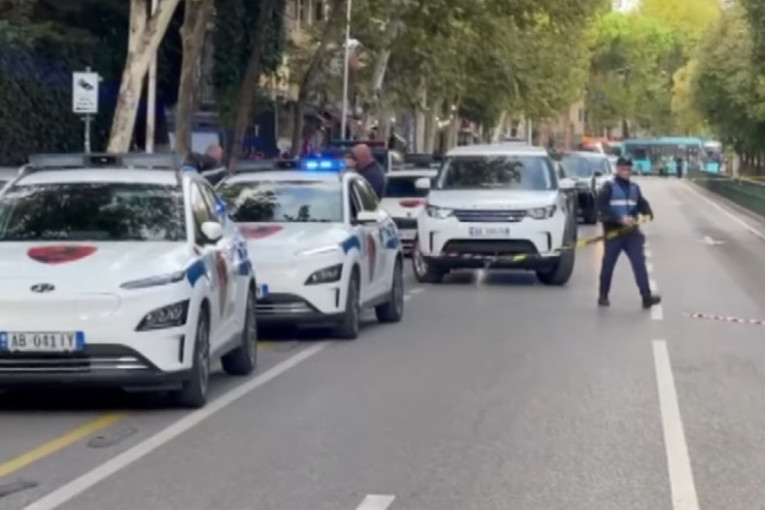 Pucnjava u sudnici u Tirani: Ubio sudiju usred suđenja, ranjene još tri osobe! (VIDEO)