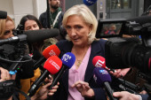 Le Pen: Pred Makronom dva puta - ili ostavka ili raspuštanje parlamenta