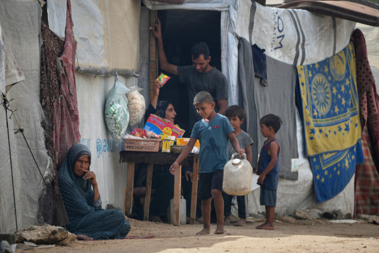 Traži se hrana! U Gazi i dalje nema jaja, mleka, a meso je prava retkost