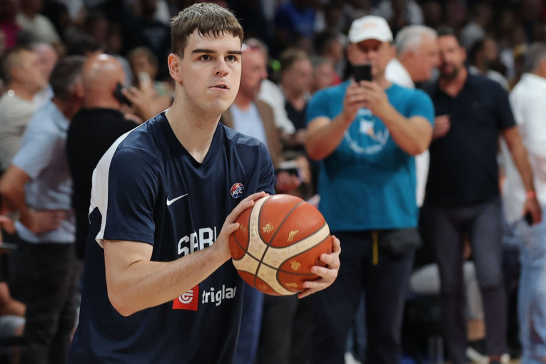 Toni Parker objavio potresnu poruku: Deo mene odlazi zajedno s njim…