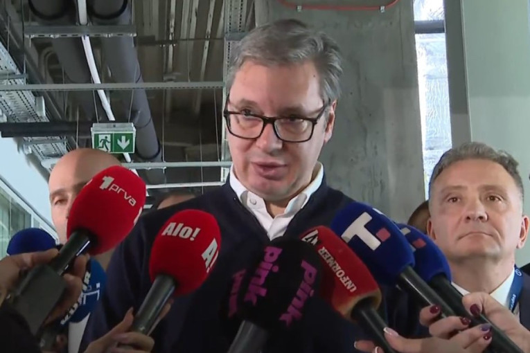 Vučić: U subotu skupovi u najviše mesta, protiv blokada i za podršku Srbima na KiM