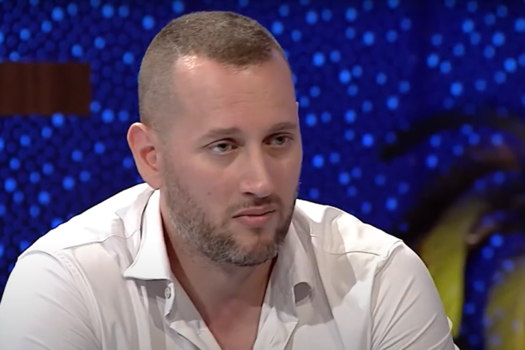 Komičar se kandiduje za gradonačelnika Tirane: Porede ga sa Zelenskim, a postao je popularan imitirajući Edija Ramu (VIDEO)