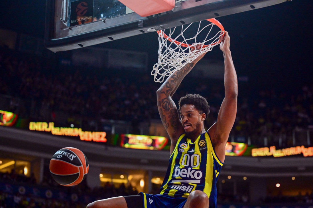 Fener u problemu pred Zvezdu! Crveno-belima malo olakšan posao u Istanbulu!