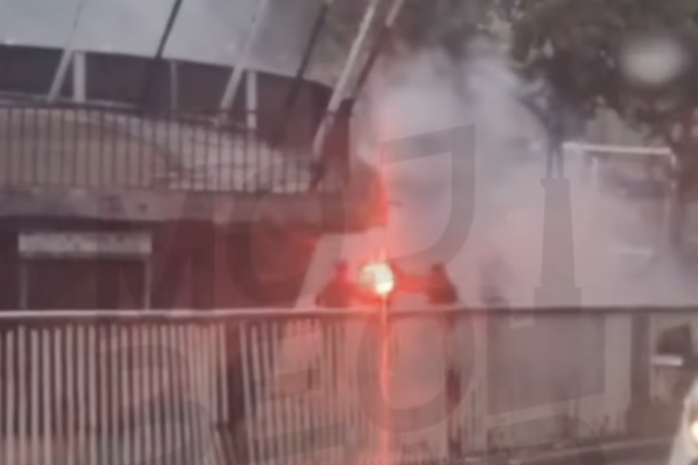 Haos ispred Partizanovog stadiona! Žestoka tuča navijača ispod južne tribine! (VIDEO)