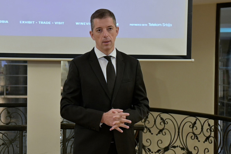 Đurić pripredio diplomatskom koru svečani ručak, posetu i obilazak Topole i Oplenca (FOTO)