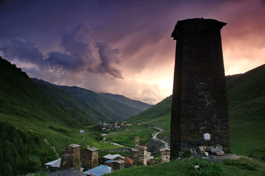 Turisti su poludeli za autentičnim selom na 2.100 metara nadmorske visine. Šest meseci je odsečeno od sveta, a već vekovima živi isto (FOTO)