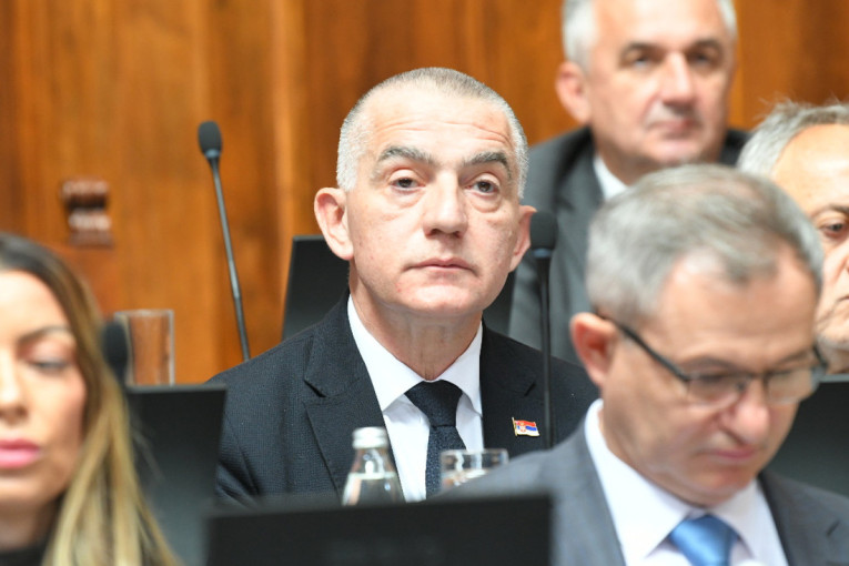 Ministar Vujić: Prosečno povećanje sudskih taksi oko 10, ne za 50 odsto