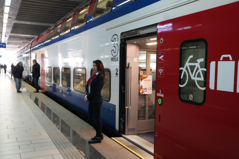 Rekordan broj prijava: Izdato više od 100.000 potvrda po zakonu "Svoj na svome"