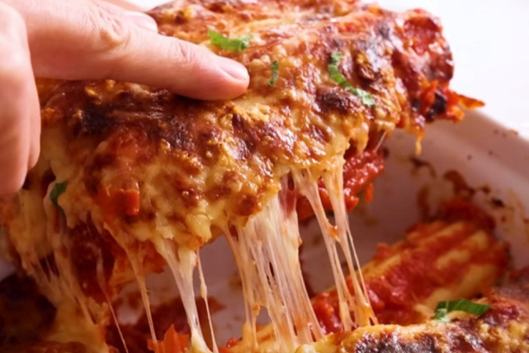 Recept dana: Manikoti punjeni sirom u sosu od paradajza su savršeno jelo iz italijanske kuhinje