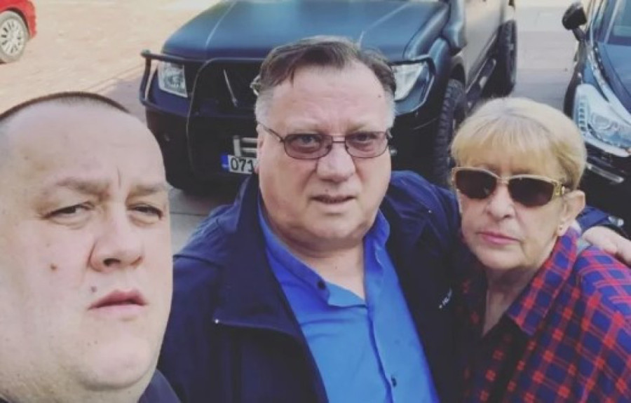 Četiri godine od Mrkine smrti: Ana Bekuta i Ivica Dačić izašli na groblje