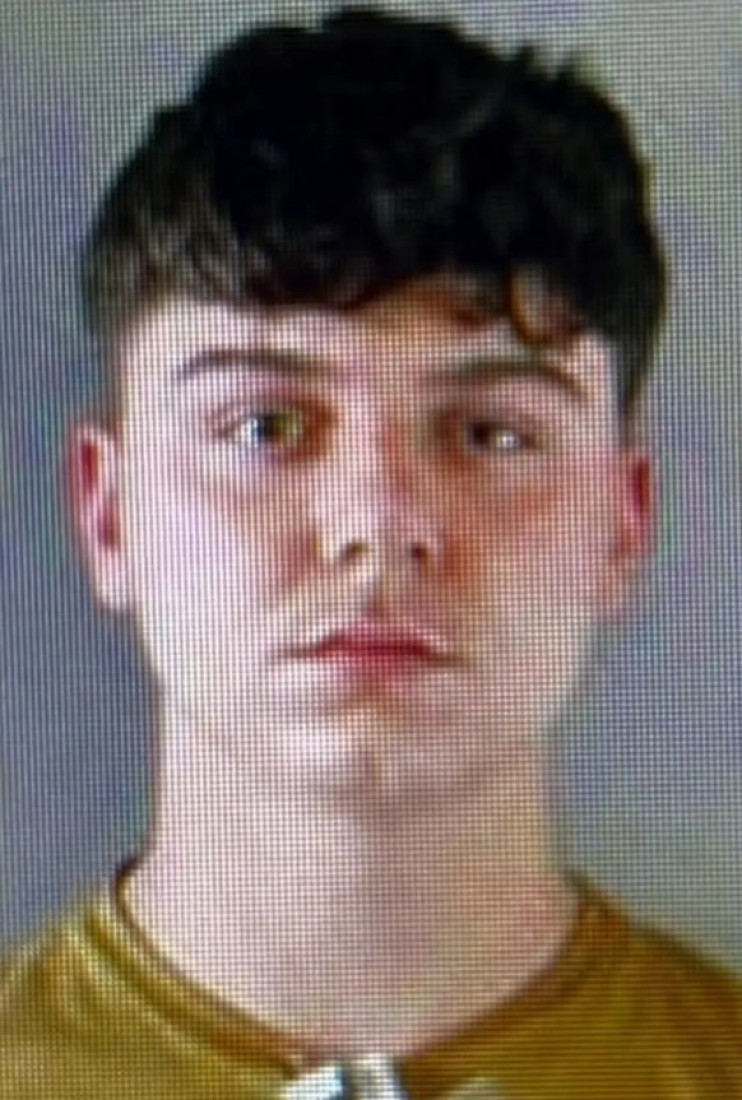 Ako vidite mladića sa slike odmah zovite 192: Policija traži Đorđa zbog ubistva u Beogradu (FOTO)