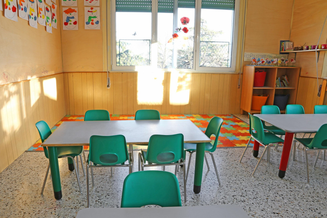 Horor u vrtiću u Berlinu: Dečaka (5) usmrtila vrata koja su pala sa šarki!