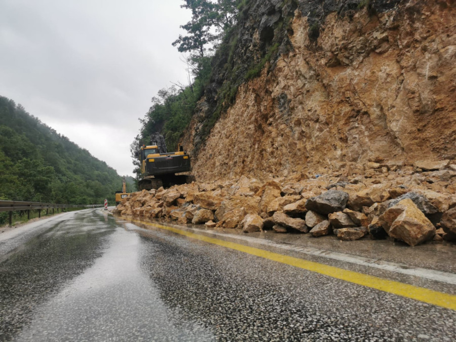Hitan apel za građane Ljiga: Voda zamućena i nije za piće, situacija se prati iz sata u sat