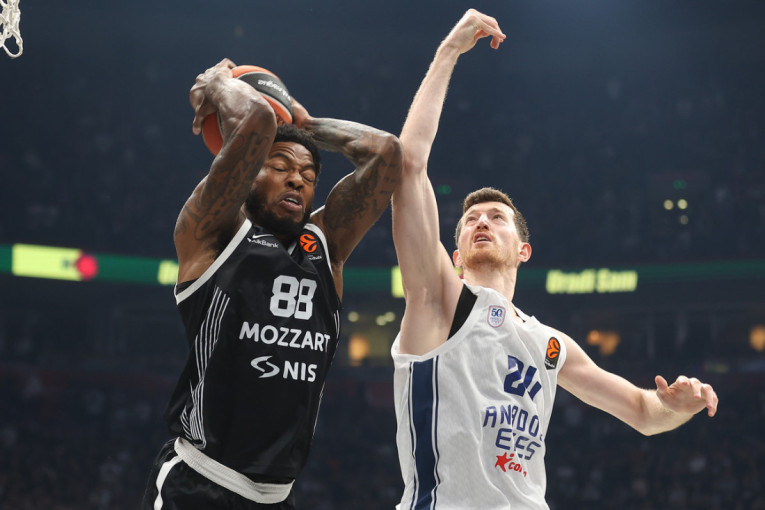 Partizan odbranio Arenu! Valjak prešao i preko Anadolu Efesa!