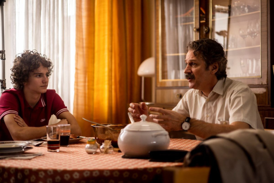 Sloboda Mićalović, Dragan Mićanović i Todor Jovanović u priči koja budi nostalgiju: Poznat datum premijere filma "Hajduk u Beogradu" (VIDEO)