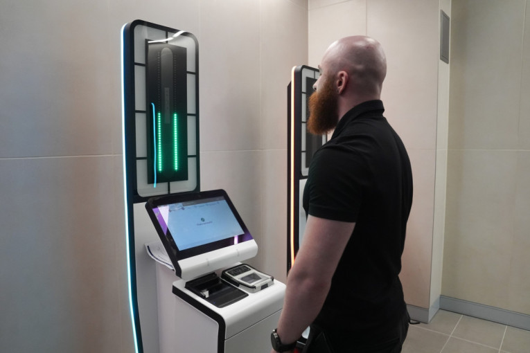 ETIAS se pridružuje EES sistemu: Evo šta to znači za ulazak u zemlje EU, koliko će koštati i kome neće trebati