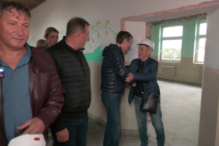 Glišić: Škola u Pukovcu biće najmodernija čak i u svetu, za rekonstrukciju 253 miliona