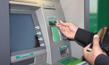 Nije dovoljno da izgleda kao prava: Evo kako bankomat za nekoliko sekundi otkriva lažnu novčanicu