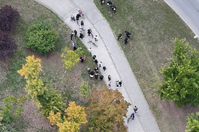 Prsli k'o bas: Pogledajte koliko se blokadera skupilo u Novom Sadu (FOTO/VIDEO)