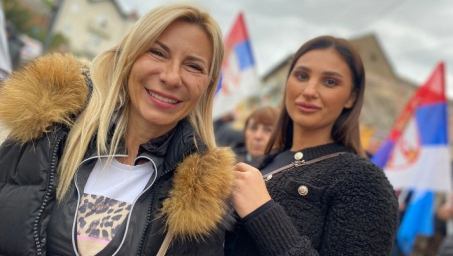 Uz svoju braću! Održani skupovi u više od 200 mesta - glavna poruka podrška Srbima na KiM! (FOTO/VIDEO)