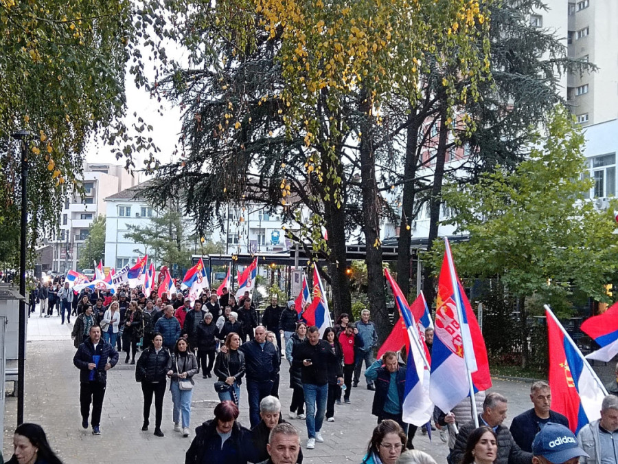 Uz svoju braću! Održani skupovi u više od 200 mesta - glavna poruka podrška Srbima na KiM! (FOTO/VIDEO)