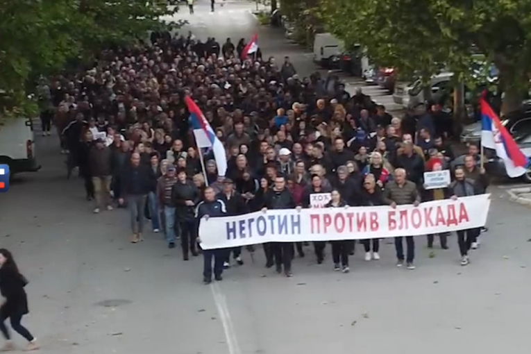 Uz svoju braću! Održani skupovi u više od 200 mesta - glavna poruka podrška Srbima na KiM! (FOTO/VIDEO)