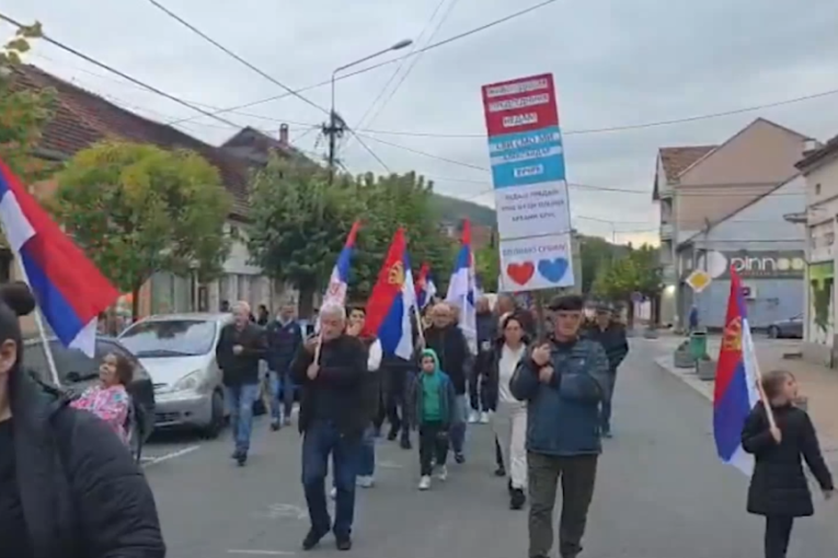 Uz svoju braću! Održani skupovi u više od 200 mesta - glavna poruka podrška Srbima na KiM! (FOTO/VIDEO)