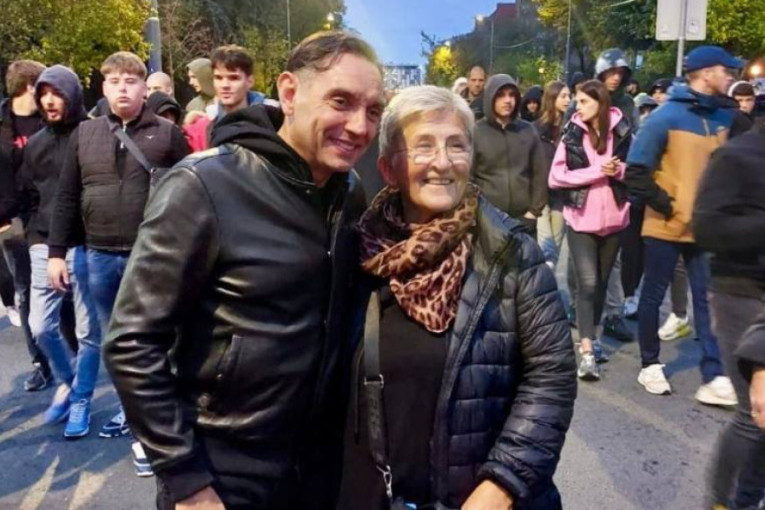 Aleksandar Vulin sa građanima Banjice pružio podršku Srbima na KiM!