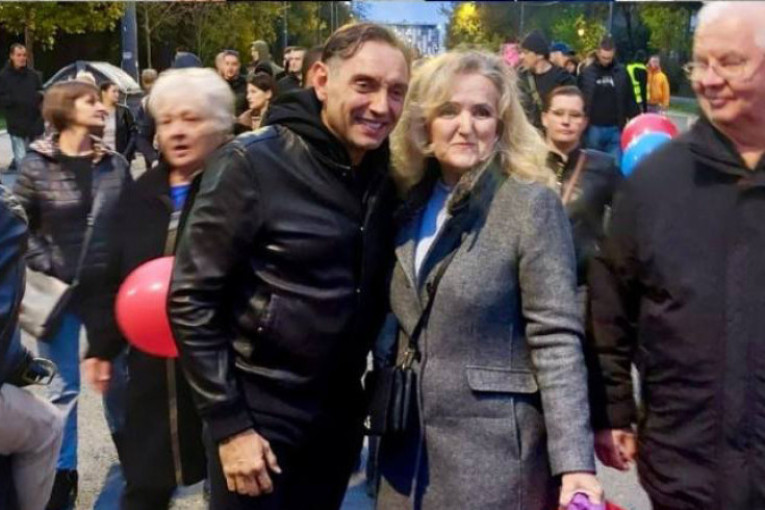 Aleksandar Vulin sa građanima Banjice pružio podršku Srbima na KiM!