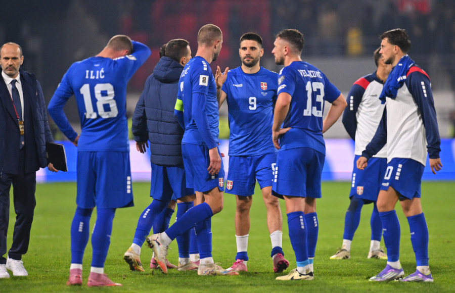 Italijani (pro)slavili pobedu BiH u Kardifu! Azuri su ovim gestom probudili vulkan na Bilinom Polju! (VIDEO)