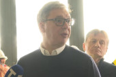 Vučić obišao radove na porodilištu u Višegradskoj: Ulažemo 40 miliona, nema života ni države bez dece (FOTO/VIDEO)