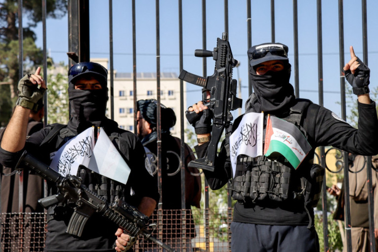 Užas u Egiptu: Troje diplomata poginulo na putu ka samitu o prekidu vatre, stravične slike sa mesta nesreće!