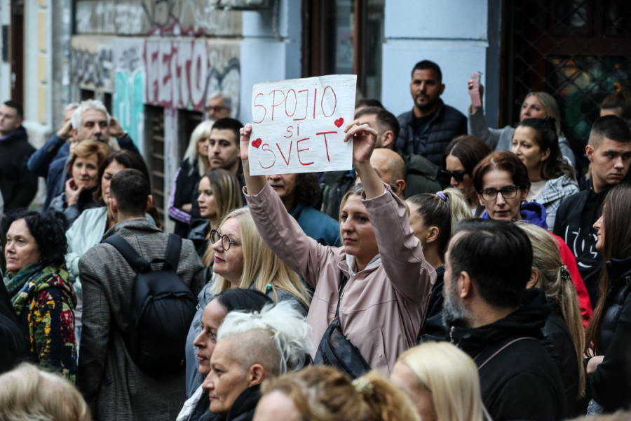 Skadarlija plače za Halidom Bešlićem: Beograđani odali počast legendi narodne muzike!