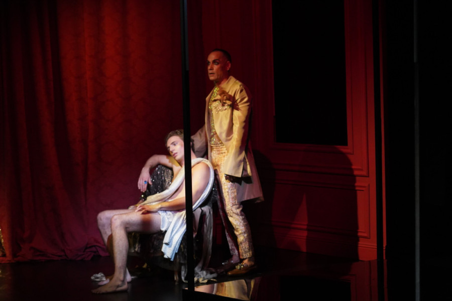 Gromoglasan aplauz za predstavu "Slika Dorijana Greja": Čuvenom pričom Oskara Vajlda otvorena nova sezona u JDP (FOTO)