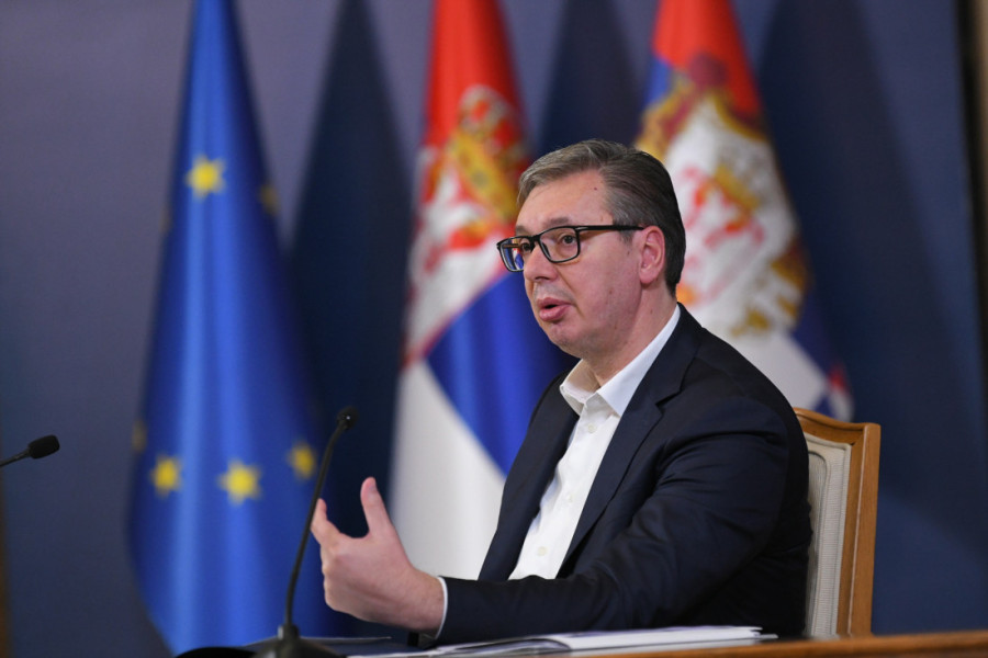 Vučić se oglasio nakon sastanka sa Djukovim: Nestašice nafte i energetske krize u Srbiji neće biti!