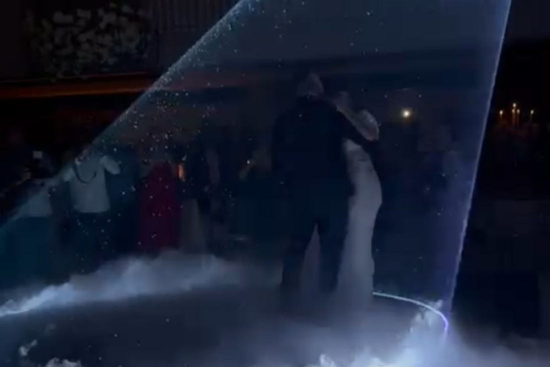 Prvi ples Jovane i Uroša Živkovića kao iz bajke: Tek da čujete pesmu koju su odabrali! (VIDEO)