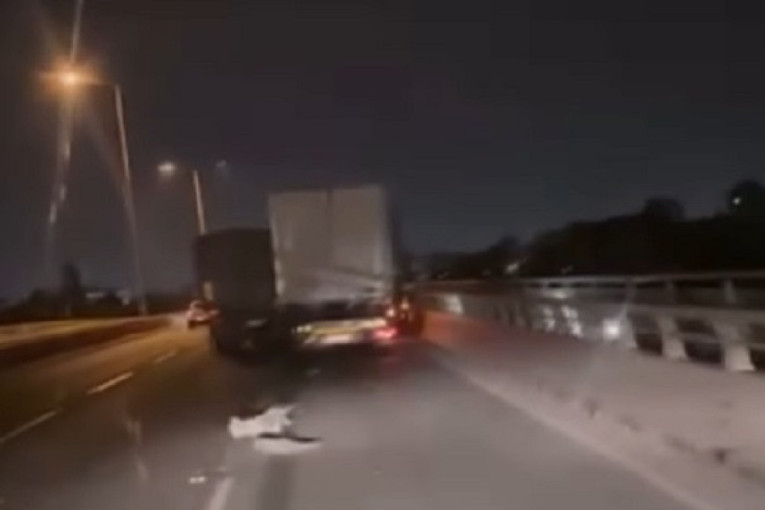 Haos na Pupinovom mostu: Blokiran Zemun, uz kamere 24 izbegnite sve veću gužvu  (VIDEO)