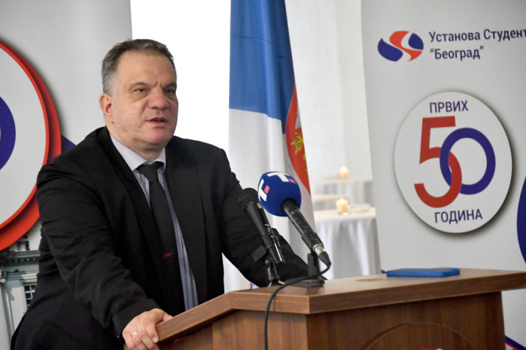 Vuk Stanković: Vreme je da se politika odvoji od obrazovanja