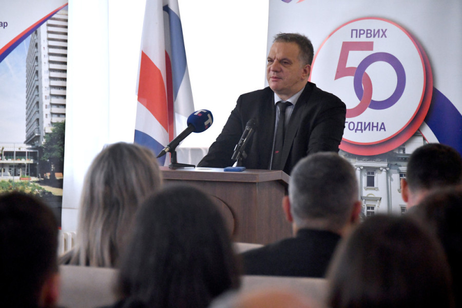 Vuk Stanković: Vreme je da se politika odvoji od obrazovanja